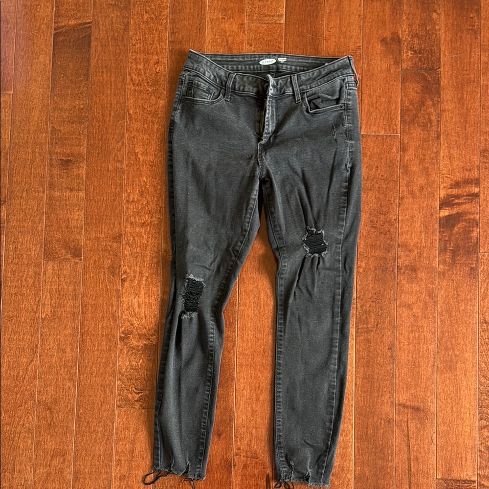 Women's Black Distressed Jeans